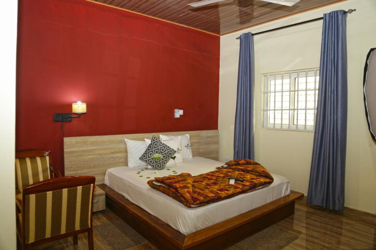 Grand Star Hotel North Legon Eksteriør bilde