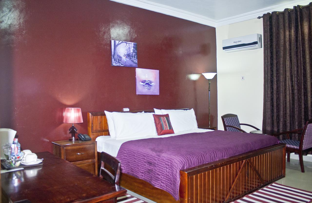 Grand Star Hotel North Legon Eksteriør bilde