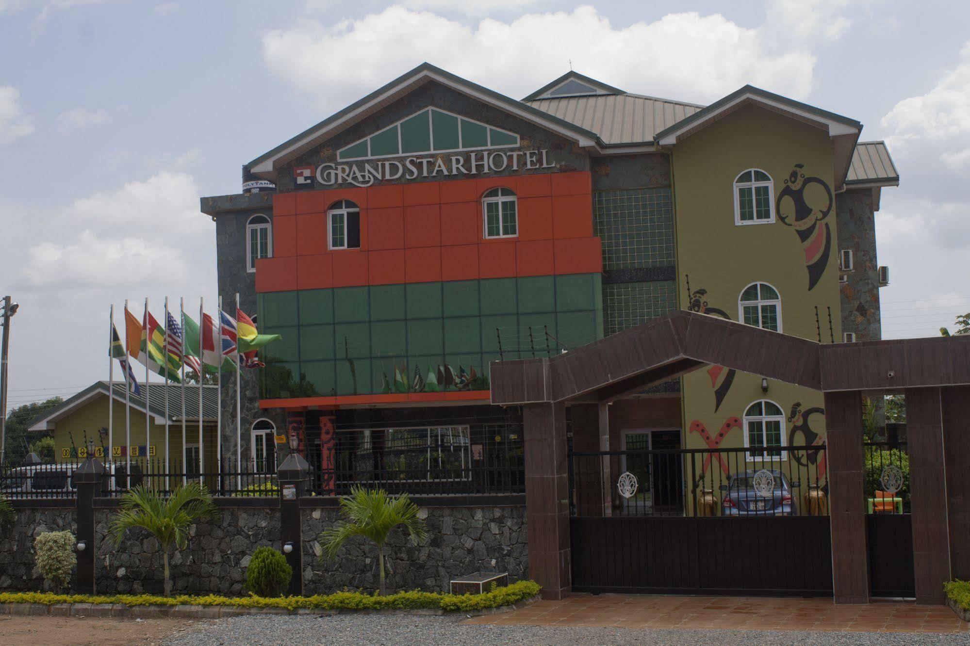 Grand Star Hotel North Legon Eksteriør bilde